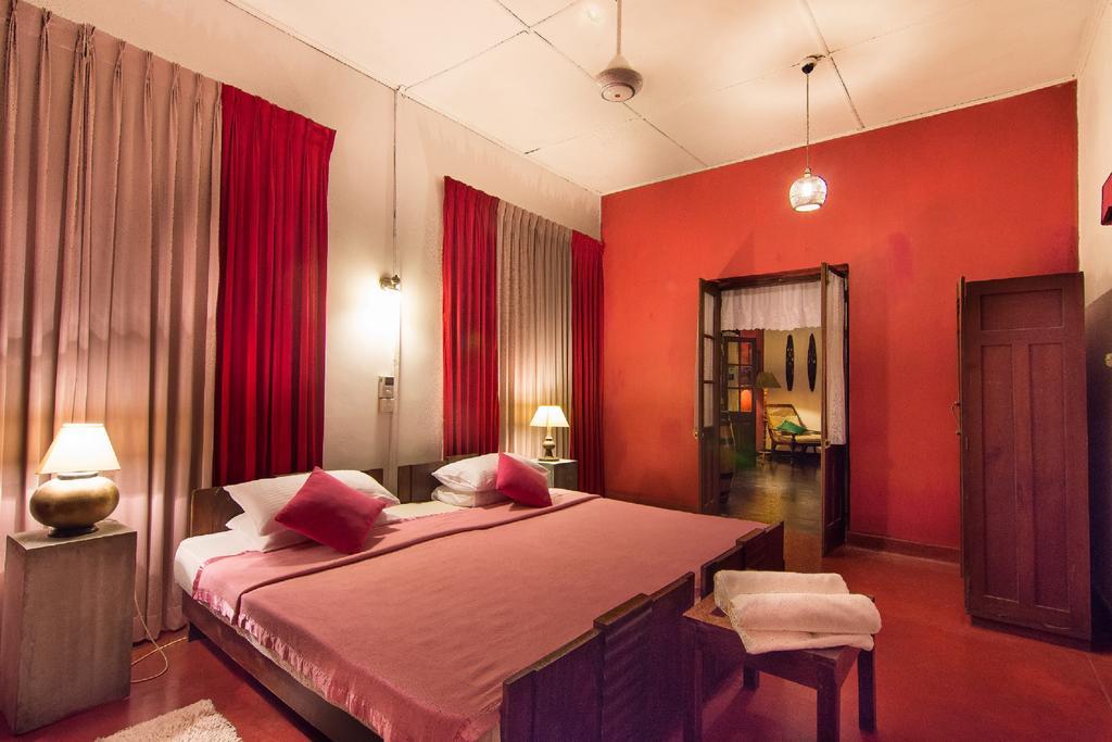 The Kandyan Manor By Bhathiya & Suzy Luaran gambar