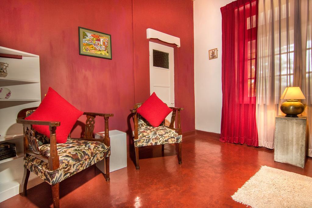 The Kandyan Manor By Bhathiya & Suzy Luaran gambar