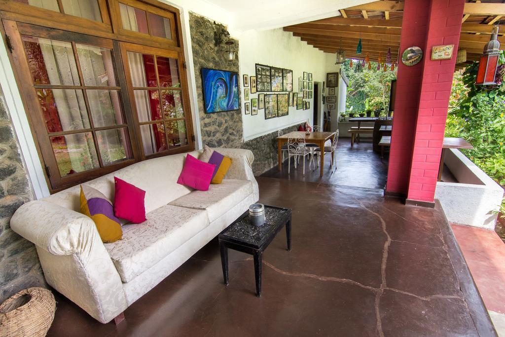 The Kandyan Manor By Bhathiya & Suzy Luaran gambar