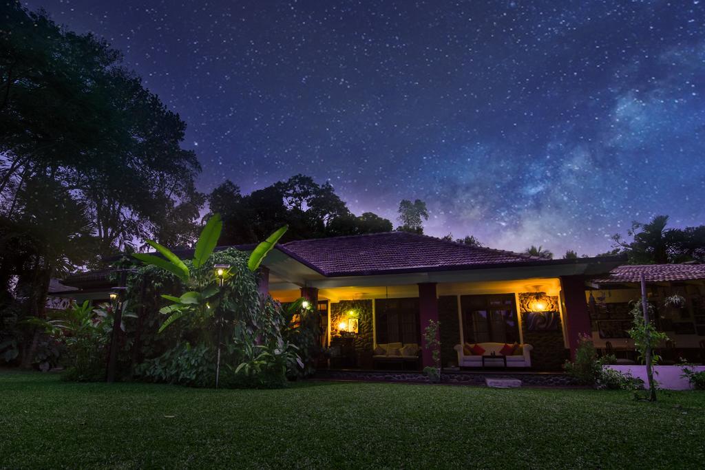 The Kandyan Manor By Bhathiya & Suzy Luaran gambar